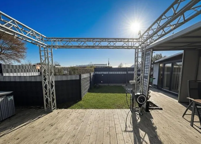 Camping Deluxe Lensterstrand